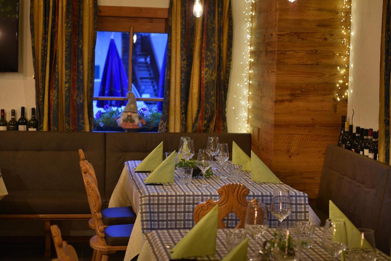 Hotel San Giovanni Ливиньо Екстериор снимка