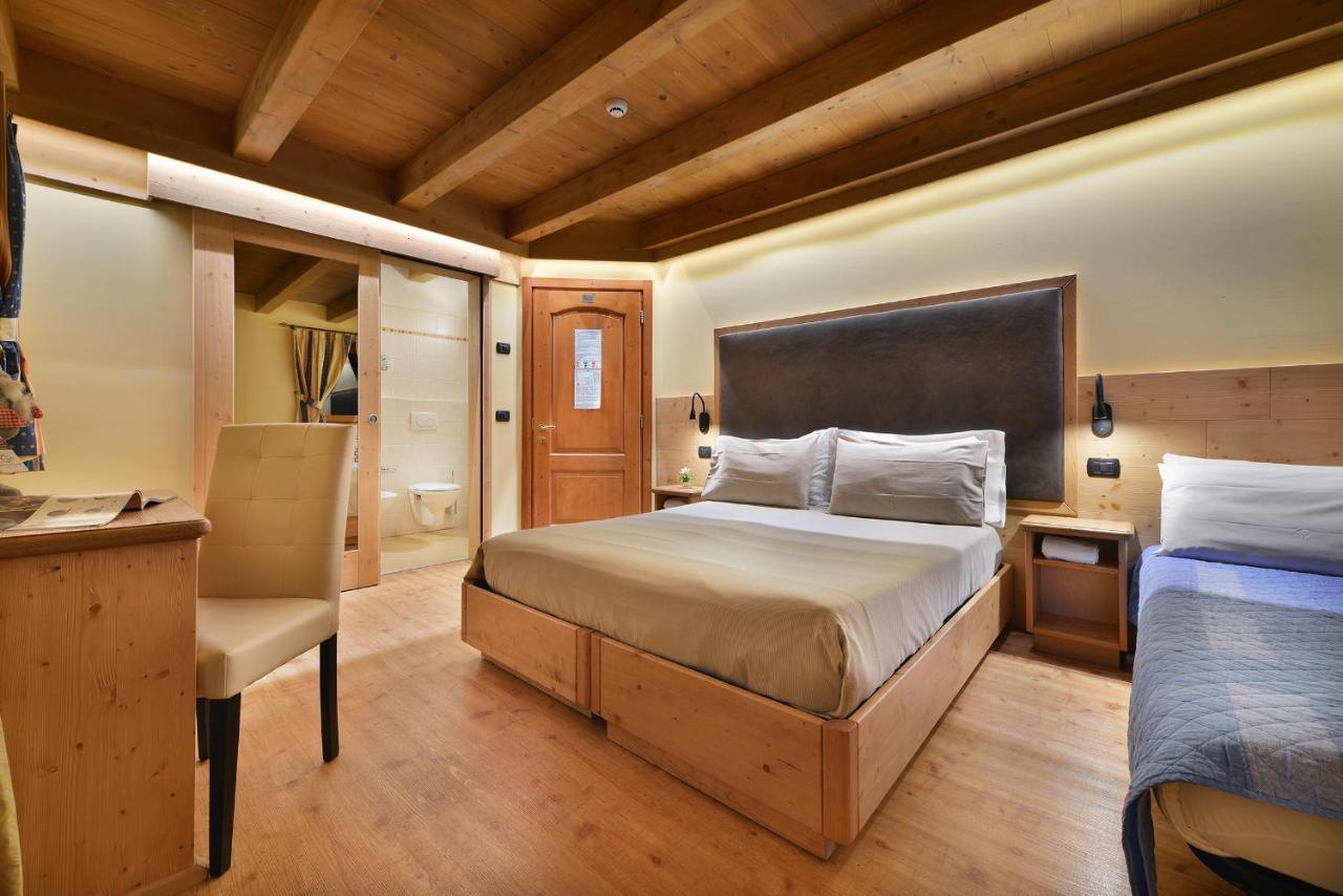 Hotel San Giovanni Ливиньо Екстериор снимка