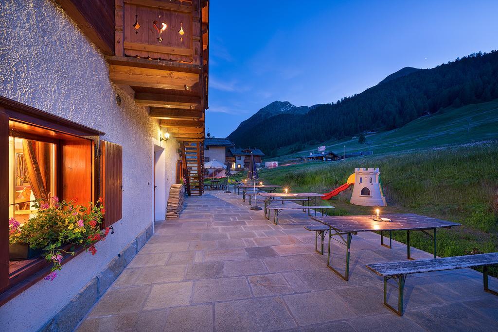 Hotel San Giovanni Ливиньо Екстериор снимка